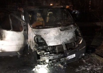 В Николаеве ночью горели два автомобиля (ФОТО)