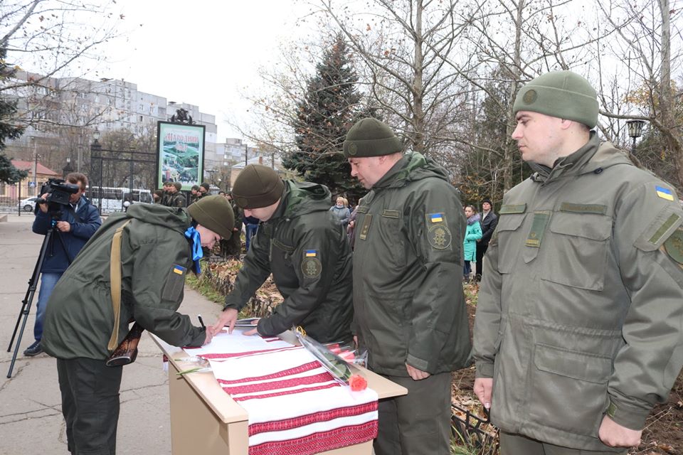 В Николаевском полку Нацгвардии – пополнение: молодые гвардейцы приняли присягу (ФОТО) 11
