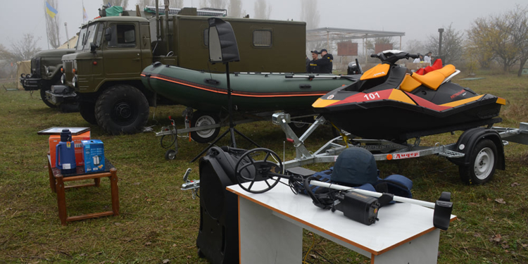 Николаевским спасателям передачи новую технику и оборудование (ФОТО)