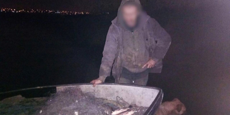 Раколовки, «дорожки» и сети: что Николаевский рыбоохранный патруль изъял во время рейдов (ФОТО, ВИДЕО)