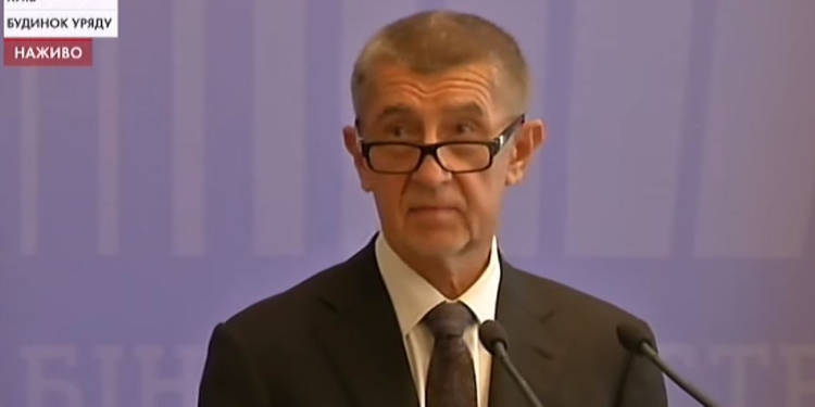 Говорили о долгах Украины времен СССР. Зачем еще приехал премьер Чехии (ВИДЕО)