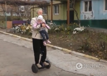 Слава в сети не беспокоит запорожскую “бабушку на гироскутере” (ВИДЕО)