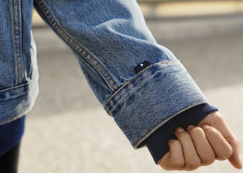 Google и Levi’s представили куртку, которая может отвечать на звонки и делать селфи