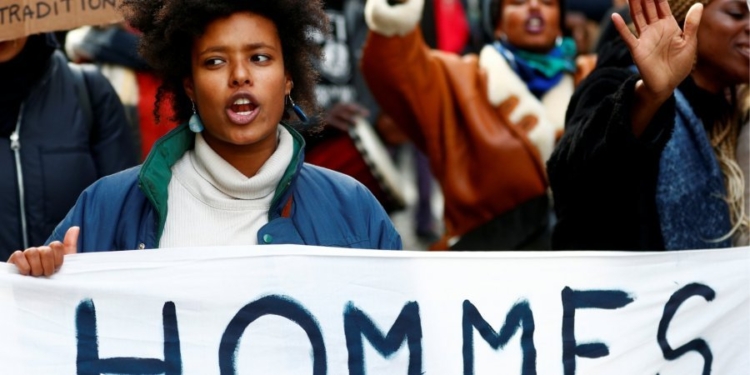 В Брюсселе прошел марш против насилия над женщинами: участие приняли 10 тысяч людей