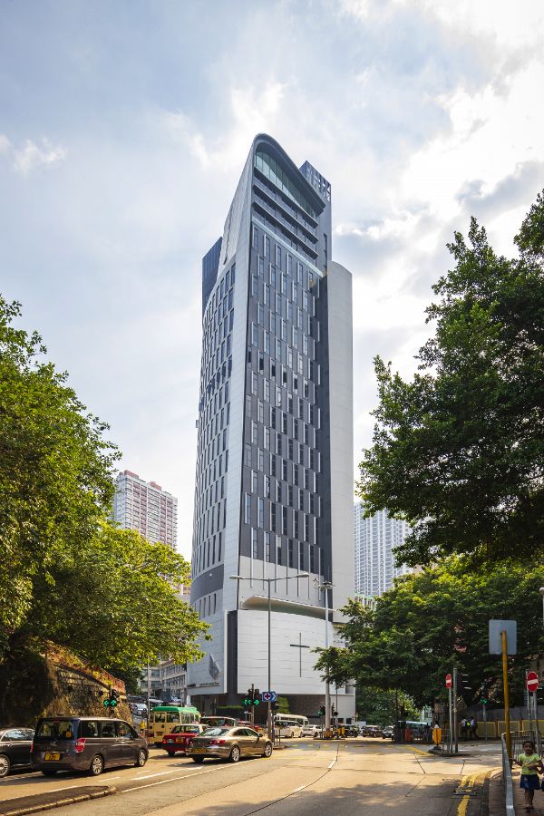 В Гонконге построили 21-этажный церковь-небоскреб 1