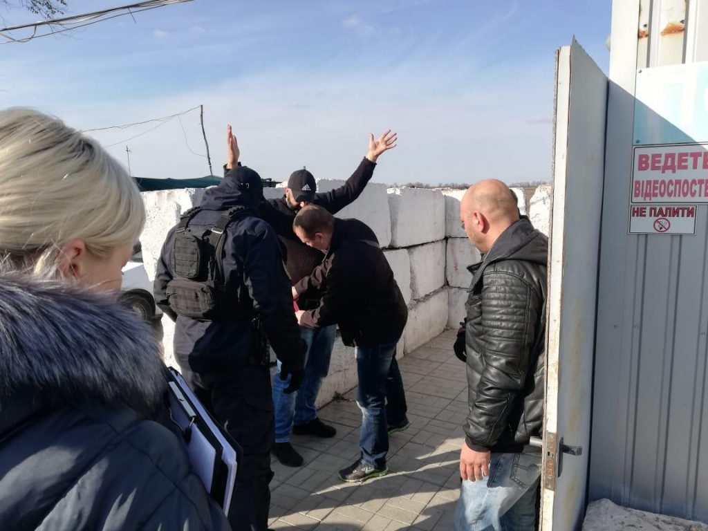В зоне ООС задержали гражданина Турции, который вербовал украинок в бордели 1