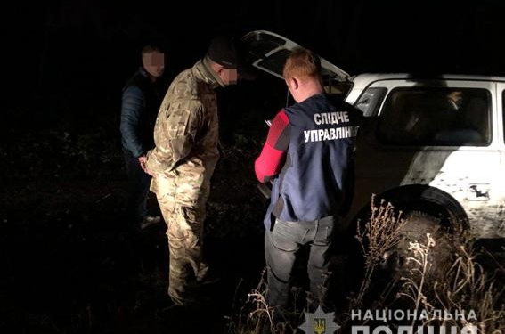 Сливали из тепловозов. Николаевские полиция и СБУ задержали расхитителей топлива (ФОТО)