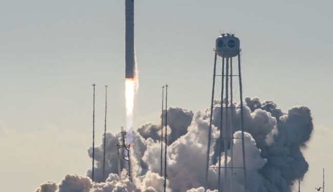 Украинско-американская ракета отправила к МКС  грузовой корабль (ВИДЕО)