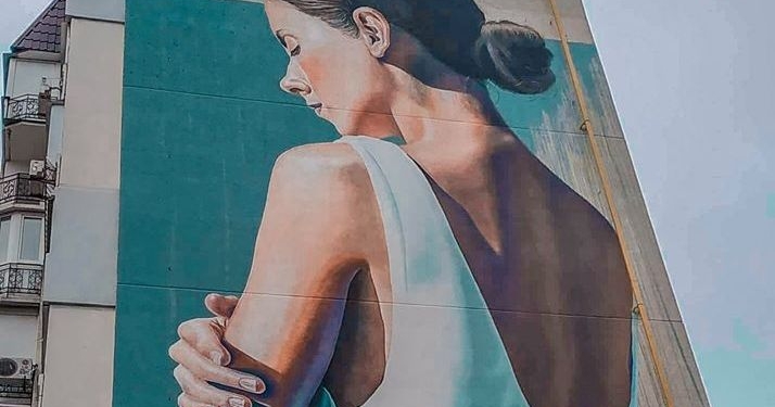 В Международный день борьбы с насилием в отношении женщин в Николаеве открыли мурал «Обними себя» (ФОТО)