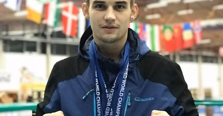 Николаевский спортсмен завоевал две медали высшей пробы на чемпионате мира по кикбоксингу ВТКА (ФОТО)