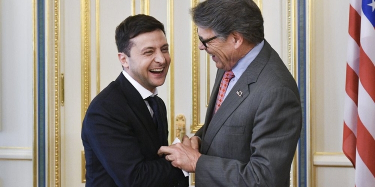 После встречи с Зеленским люди министра США получили нефтегазовое месторождение в Украине – СМИ