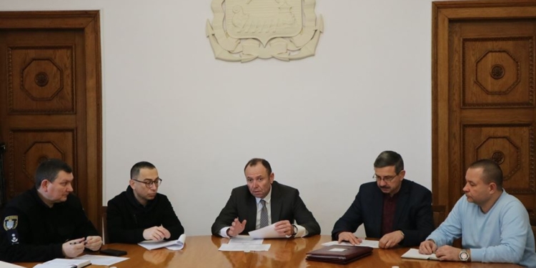 В Николаеве общественный порядок во время рождественско-новогодних праздников вместе с полицией будут охранять представители общественных организаций (ФОТО)