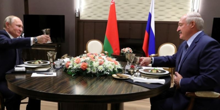 Интеграции Беларуси с РФ пока не будет – Путин и Лукашенко не подписали никаких документов