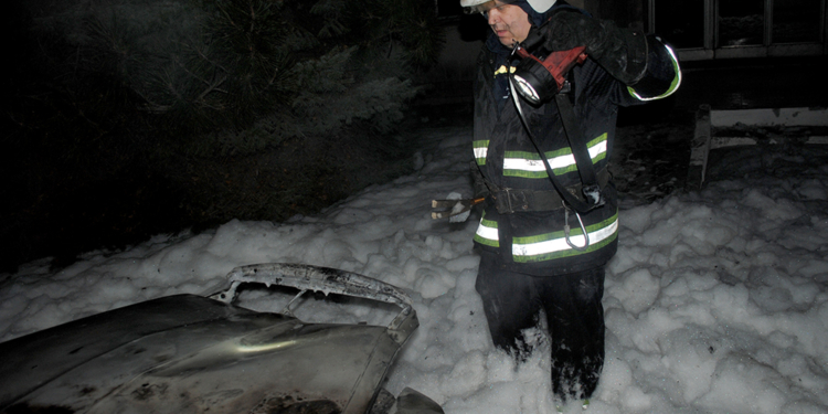 В Николаеве сгорела Skoda Octavia (ФОТО)