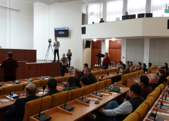 «Николаевская ОГА не смогла отпустить депутатов»: сессия Николаевского облсовета не началась из-за отсутствия кворума (ВИДЕО)