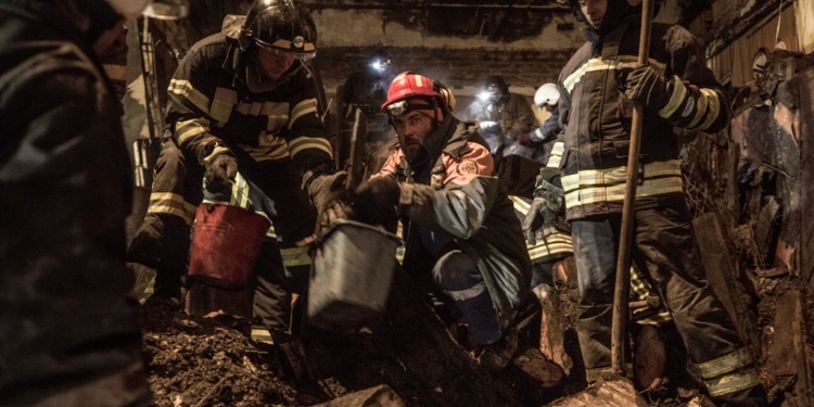 Пожар в Одесском колледже: под завалами нашли тело еще одного погибшего, судьба 10 человек остается неизвестной (ФОТО, ВИДЕО)