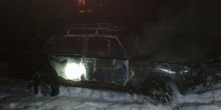 В Николаеве ночью сгорела «семерка» (ФОТО)