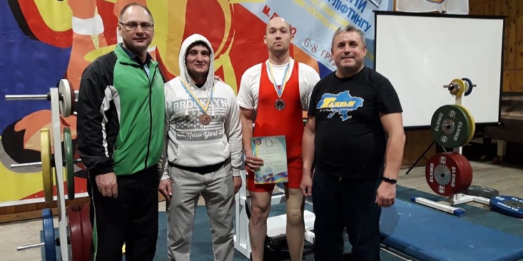 Двое жителей Николаевщины добыли медали на Кубке Украины по поуэрлифтингу среди спортсменов с поражениями опорно-двигательного аппарата (ФОТО)