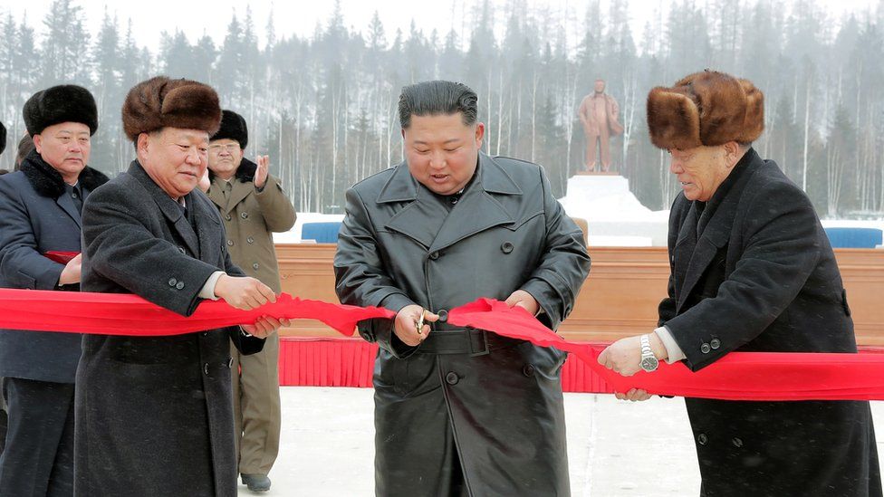 В Северной Корее появился новый город. Власти назвали его образцом цивилизации (ФОТО) 7