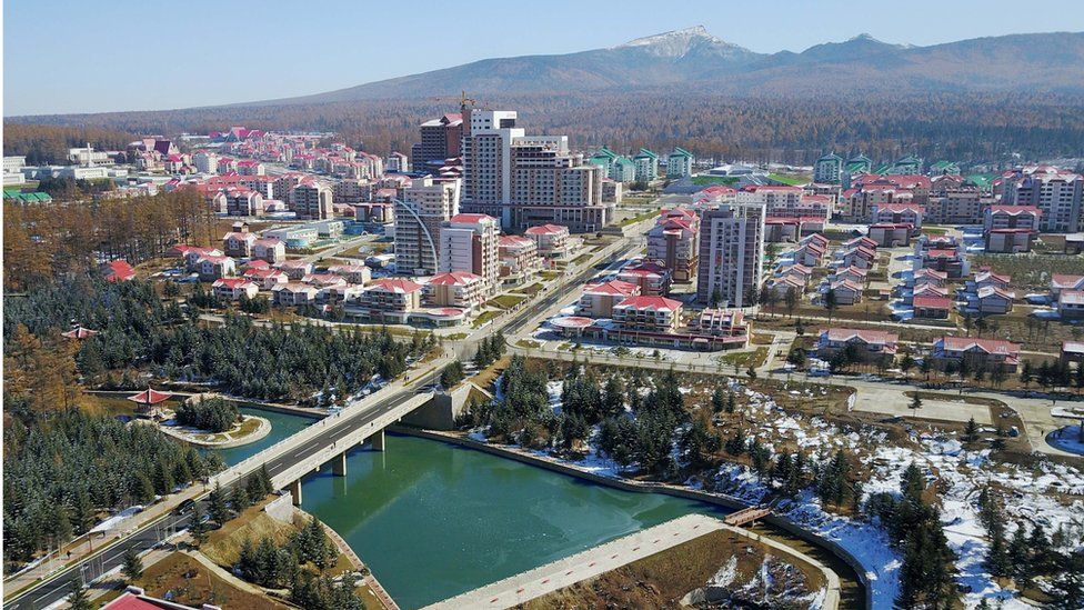 В Северной Корее появился новый город. Власти назвали его образцом цивилизации (ФОТО) 9