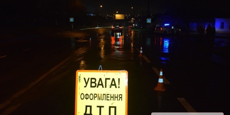 В Николаеве вечером автомобиль сбил пешехода (ФОТО)