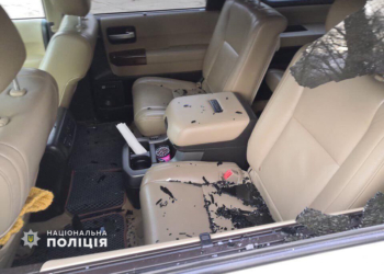 В Николаеве грузин из Одессы разбил стекло в джипе, чтобы украсть женскую сумочку (ФОТО)