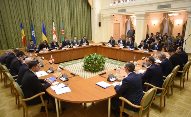 Страны ГУАМ подписали два протокола о сотрудничестве