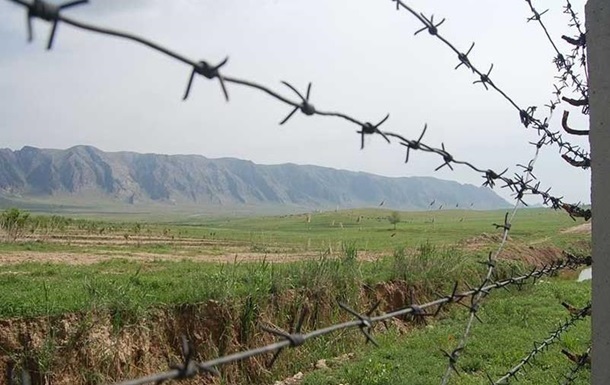 На границе Таджикистана и Кыргызстана подрались 200 человек 1