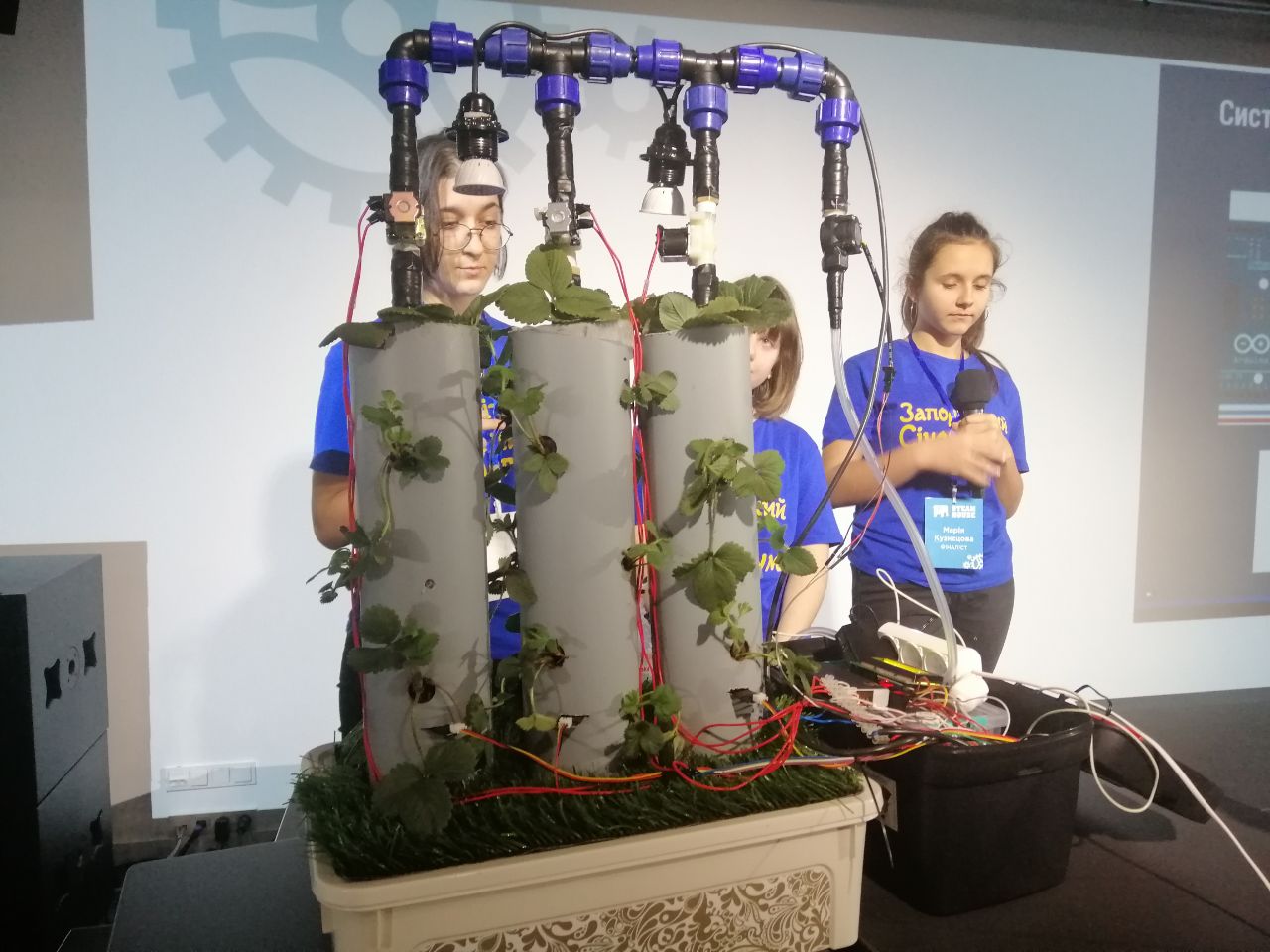 Украинские школьники дышат в затылок Маску: удивительные изобретения подрастающего поколения (ФОТО)