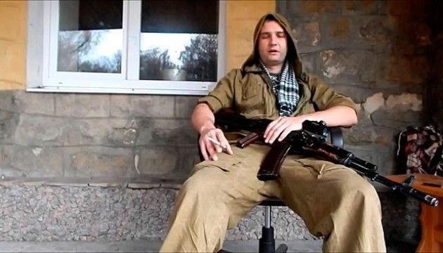 Он пытал током пленных в Донецке, а теперь давит на мозги в соцсетях под видом патриота. Карьера боевика “Москва” (ФОТО)