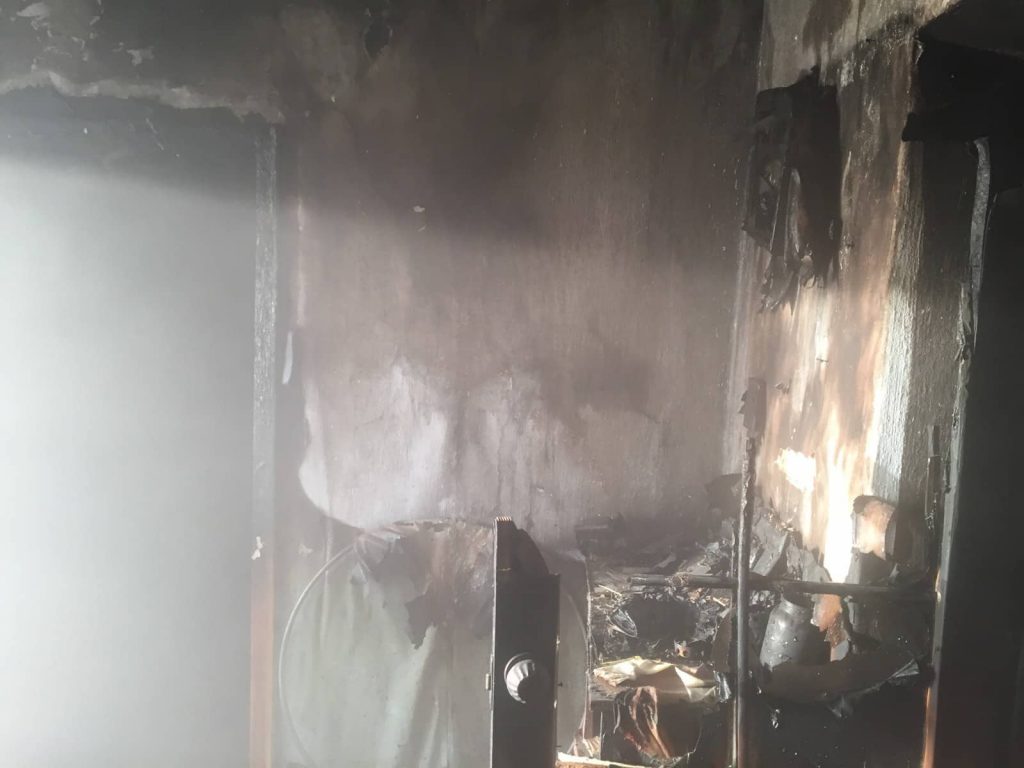 На пожаре в Снигиревке чуть не погибла женщина - она в реанимации (ФОТО) 1