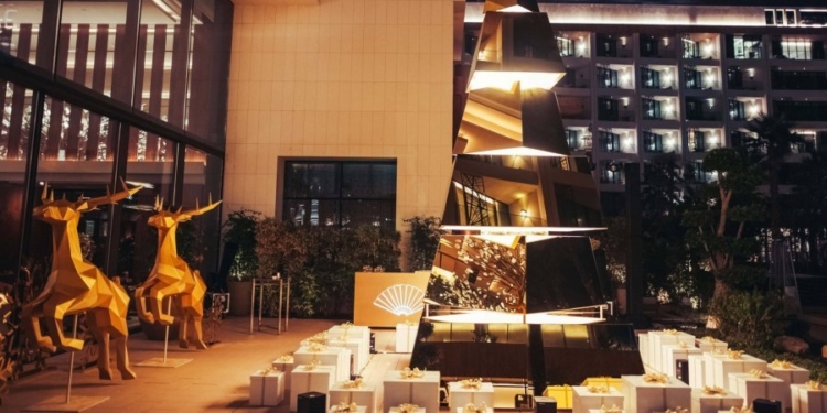 Вот они какие, дизайнерские елки. Самые необычные и красивые (ФОТО)