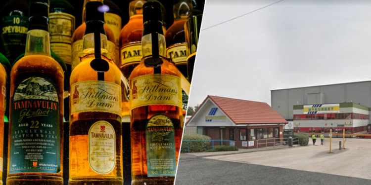 В Британии мужчина переоделся в рабочего бизнес-парка и угнал фуру с виски (ФОТО)