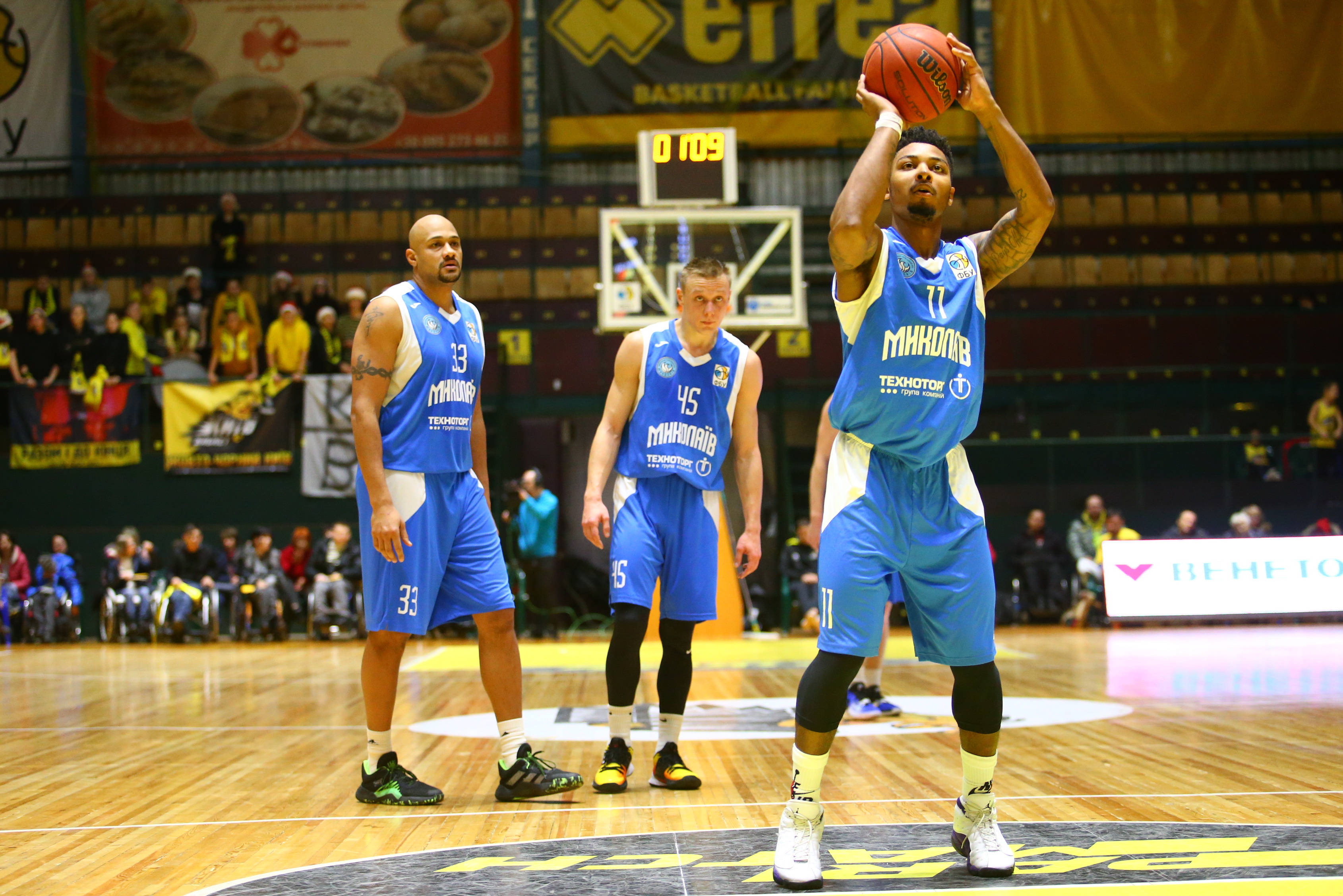 В Николаеве МБК Николаев победил Киев-Баскет