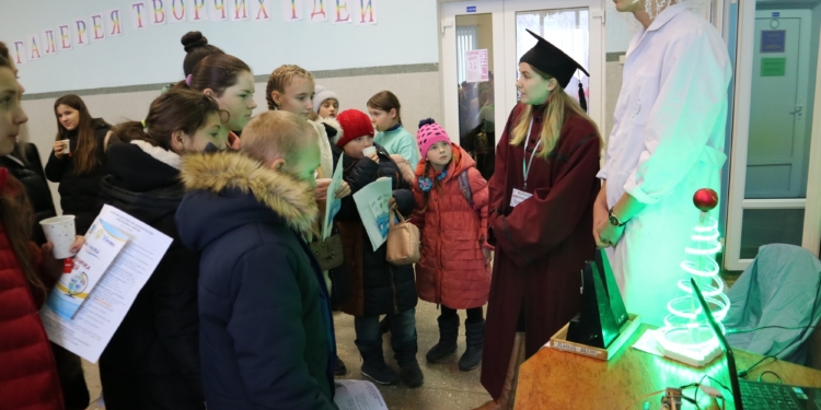 В Миколаєві розпочався фестиваль цікавої науки «Молодіжна хвиля» (ФОТО)