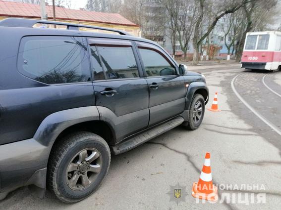 В Николаеве женщина на Toyota Prado сбила подростка (ФОТО) 1