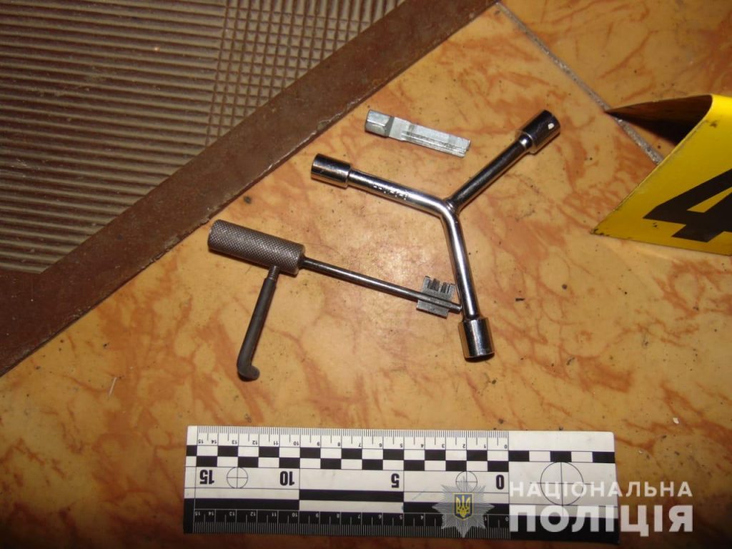 В Николаеве благодаря бдительности жителей полиция задержала двух квартирных воров 1