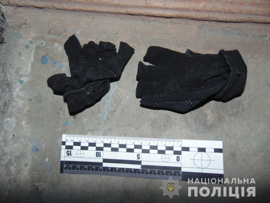 В Николаеве благодаря бдительности жителей полиция задержала двух квартирных воров 5