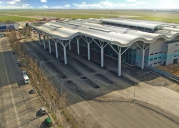 ГПУ и СБУ провели обыск в аэропорту Одессы (ФОТО)