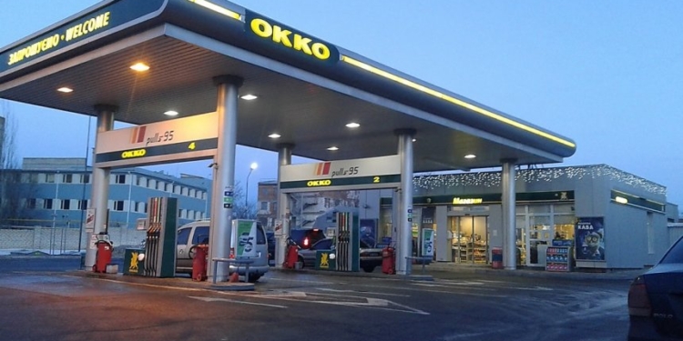 В Николаеве на «ОККО» вывели из строя полицейские авто: вместо бензина заправили  дизтопливом. И не только их. ОБНОВЛЕНО