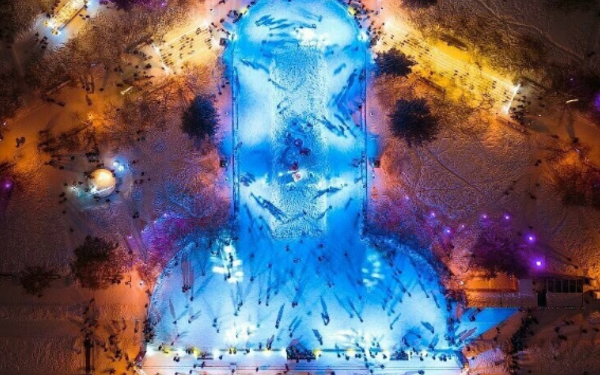 Фото ледового катка имени Путина в Новосибирске вызвало фурор в Сети