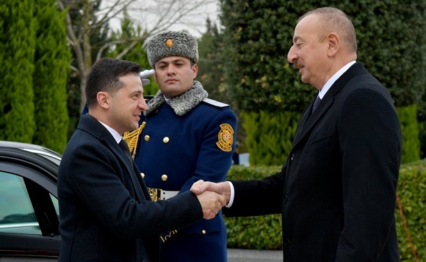 Зеленский прибыл в Баку и встретился с президентом Азербайджана (ФОТО, ВИДЕО)