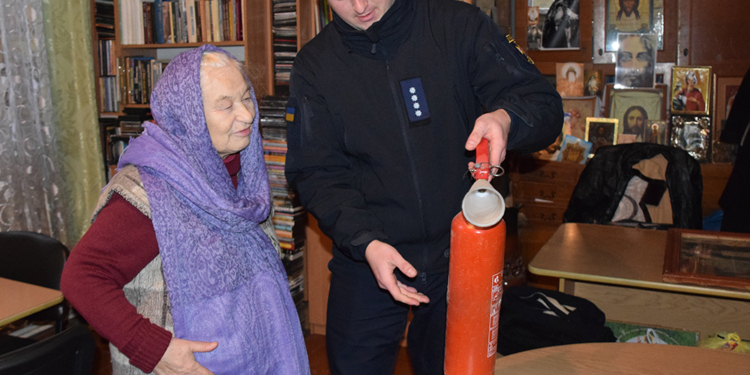 Накануне Рождества спасатели Николаевщины пошли по храмам (ФОТО)