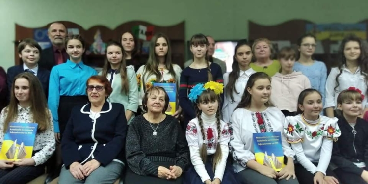 «Відкритий лист до захисника Вітчизни»: в Николаеве подвели итоги детского литературного конкурса