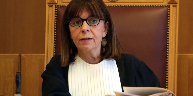 Президентом Греции впервые избрали женщину