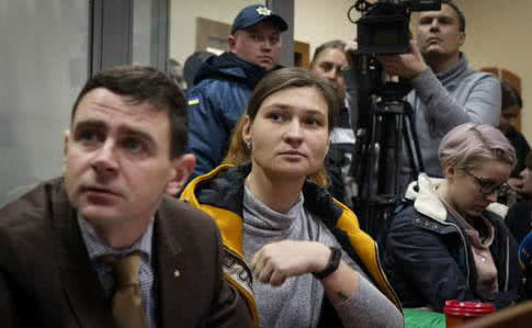 Дело Шеремета: суд отпустил Дугарь под ночной домашний арест