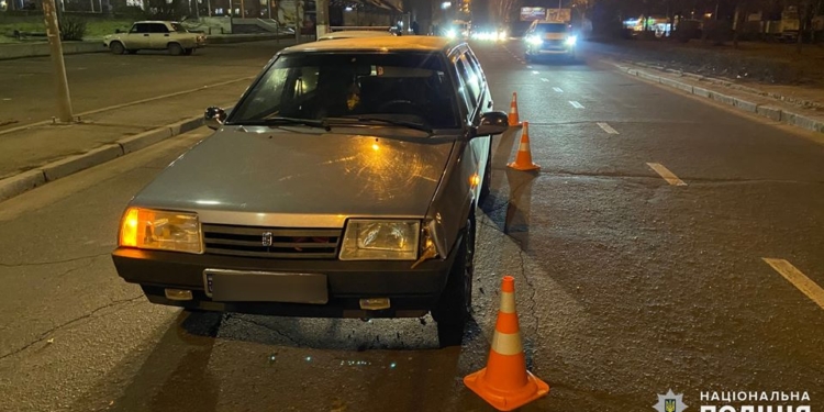 В центре Николаева сбили пожилую женщину – полиция ищет свидетелей (ФОТО)