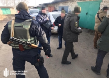 В Днепропетровской области двух военных задержали за сбыт наркотиков