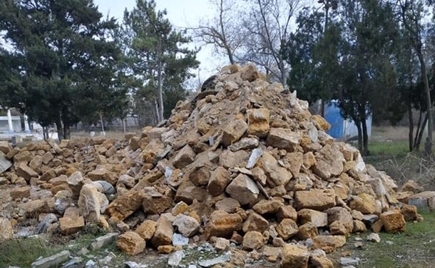 В Крыму неизвестные снесли памятник Ленину