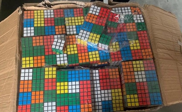 В Одессе изъяли тысячи контрафактных кубиков Рубика